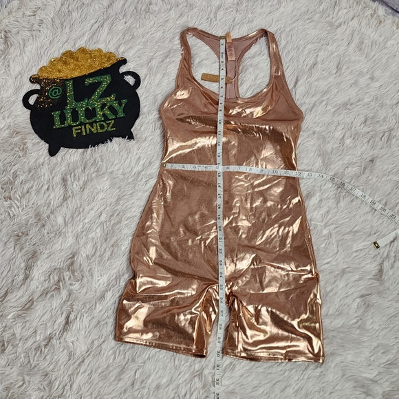 SKIMS METALLIC SWIM CYCLE SUIT/NWT / Champagne color - Picture 14 of 14